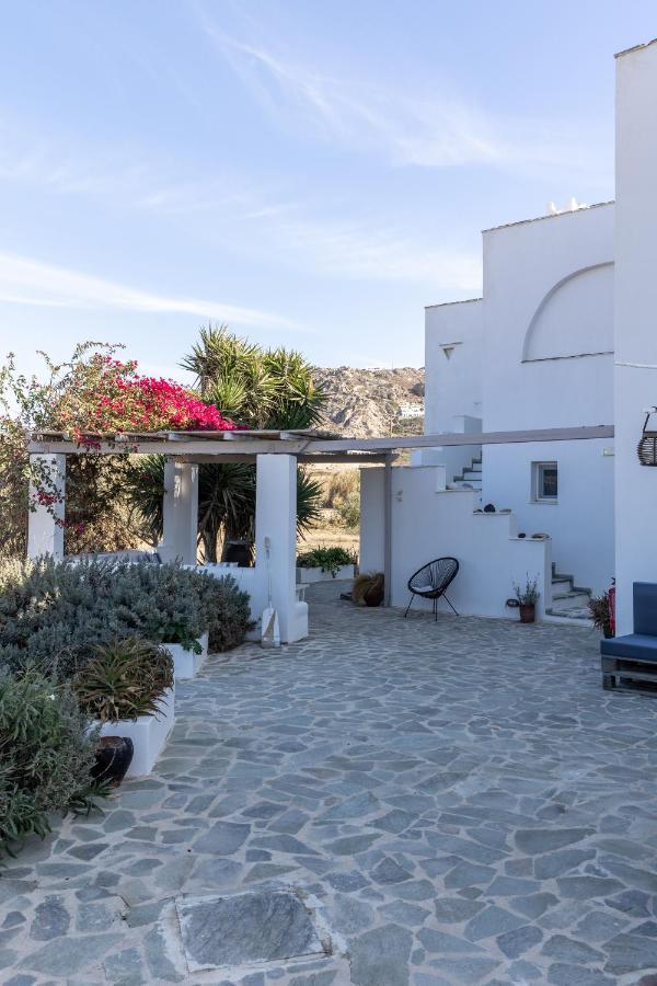 Helios Beach Studios Pláka Dış mekan fotoğraf