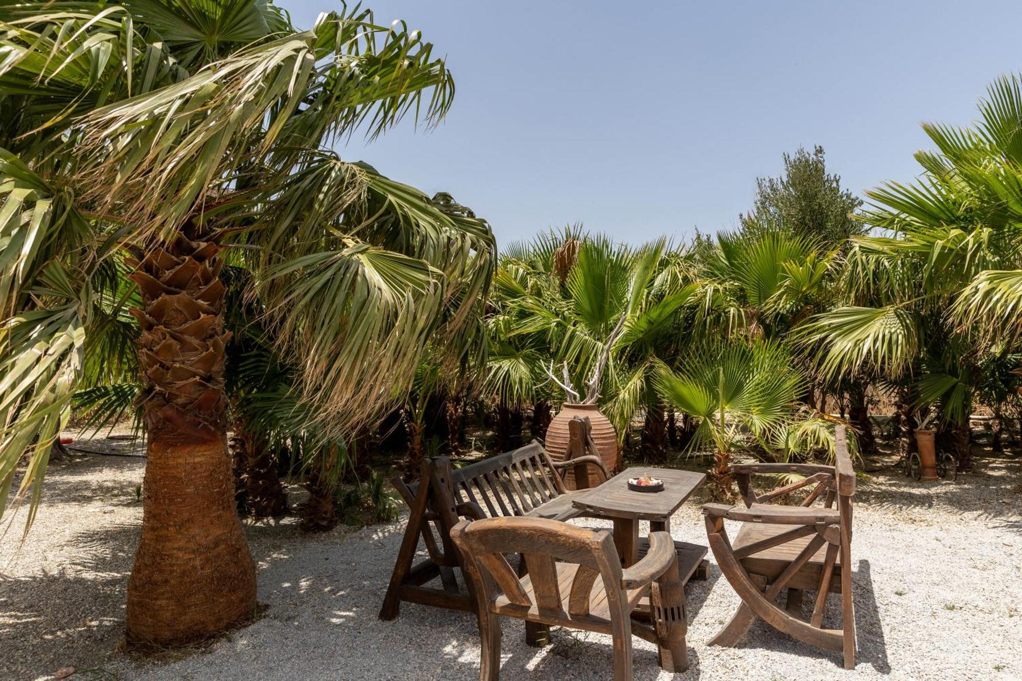 Helios Beach Studios Pláka Dış mekan fotoğraf