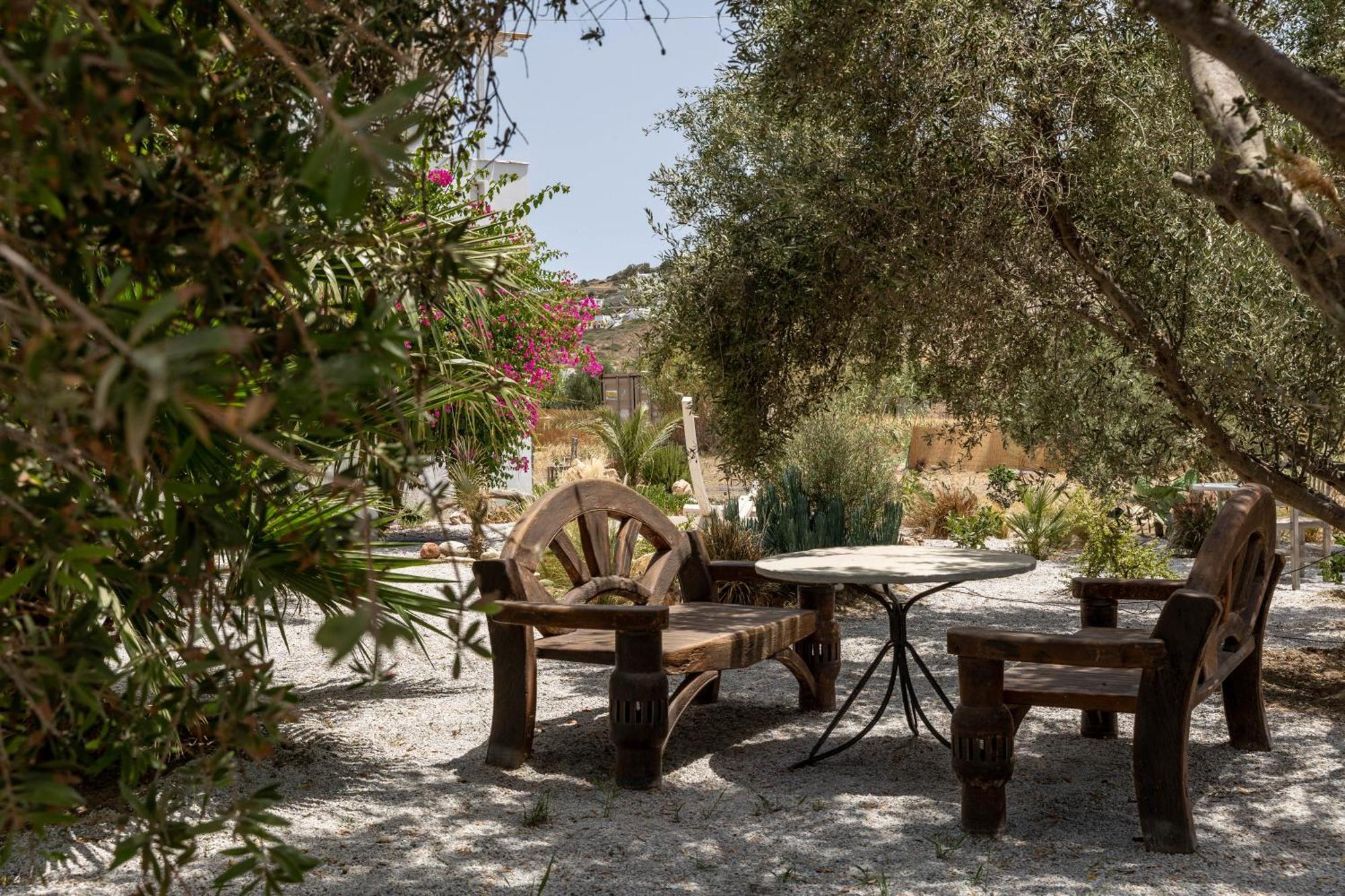 Helios Beach Studios Pláka Dış mekan fotoğraf