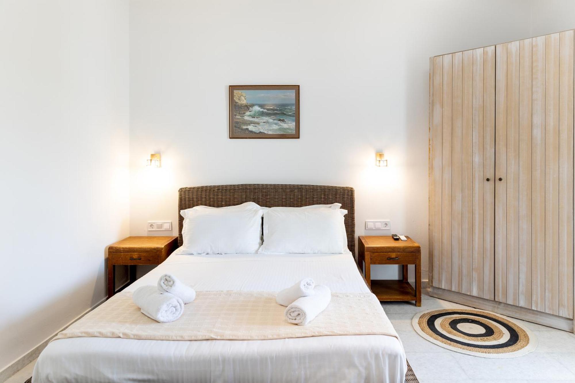 Helios Beach Studios Pláka Dış mekan fotoğraf