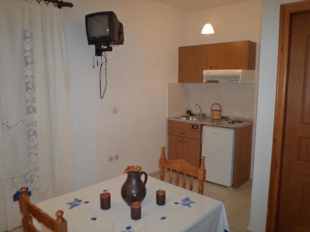 Helios Beach Studios Pláka Dış mekan fotoğraf