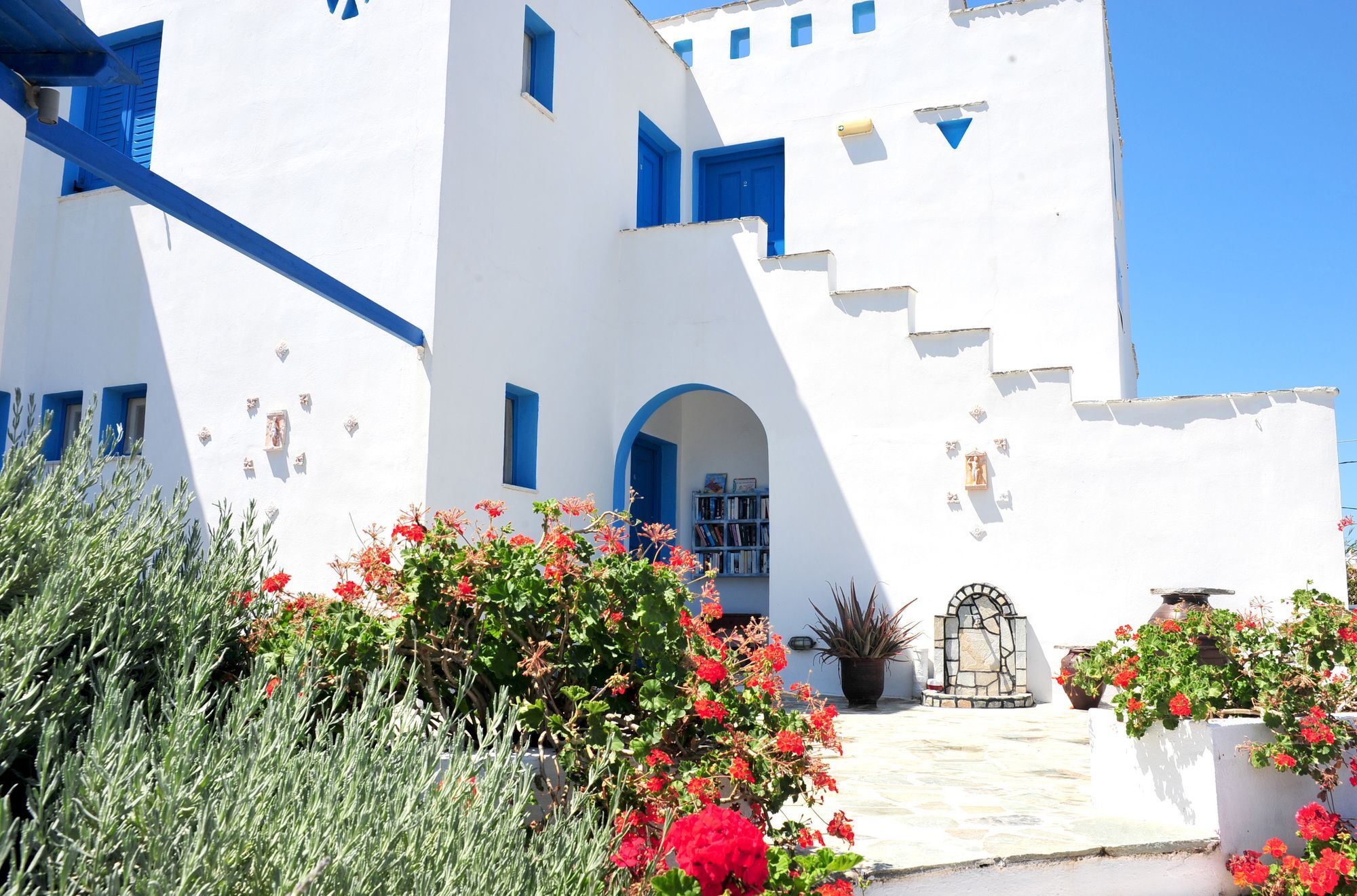 Helios Beach Studios Pláka Dış mekan fotoğraf